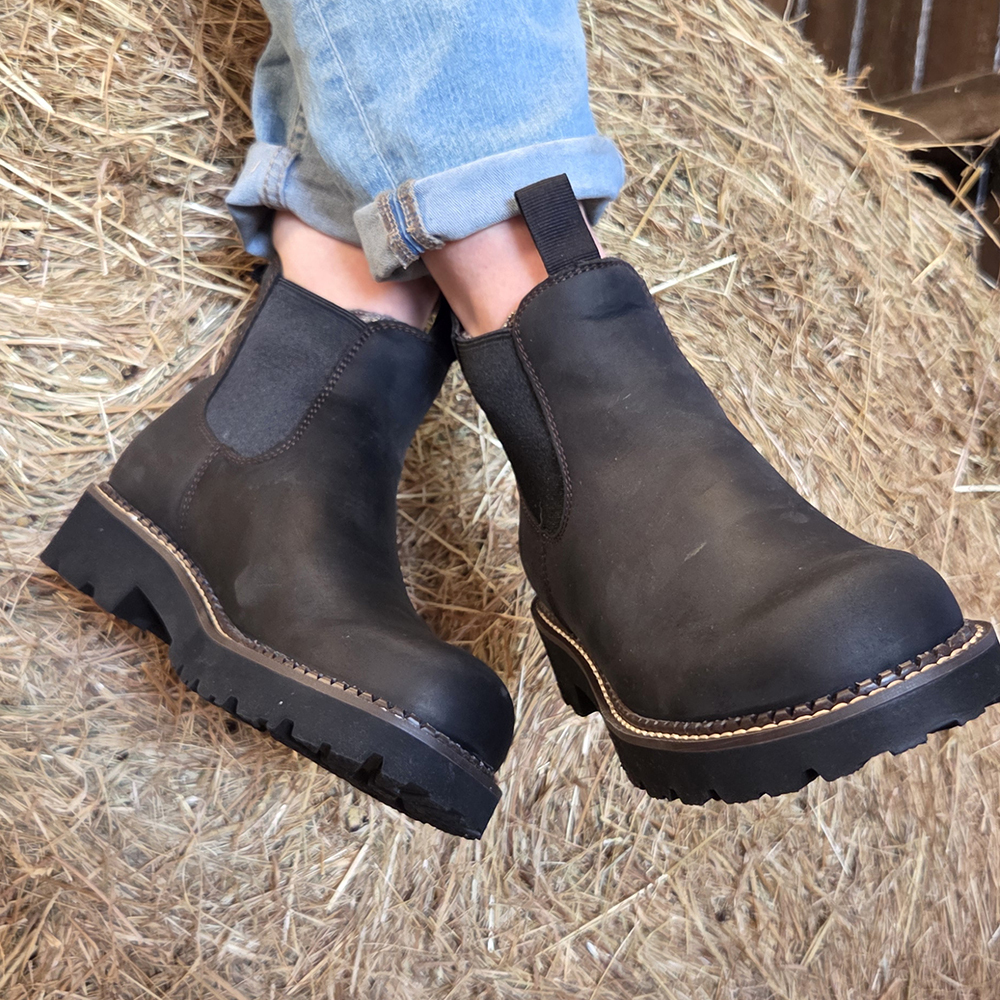 Ariat Ladies FATBABY Twin Gore Western Chealsea Bootsin Black