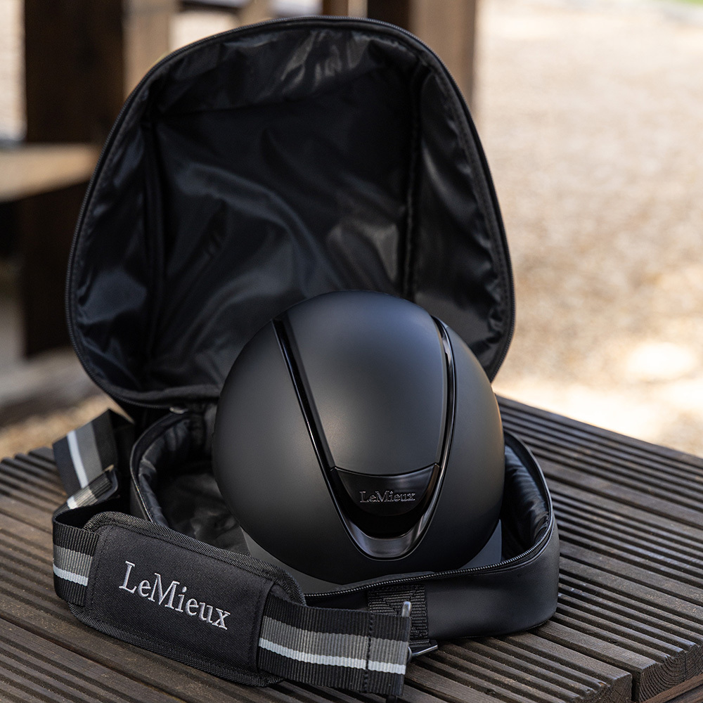LeMieux Riding Hat protected in a Hat Bag LeMieux Riding Hat protected in a Hat Bag