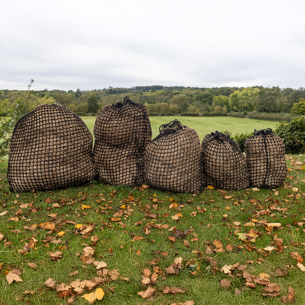 Portion Pacer slow and steady feeder hay nets are avialble in a wide range f sizes to suit different horses 